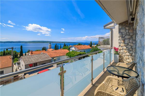 Apartment A2, for 4 persons