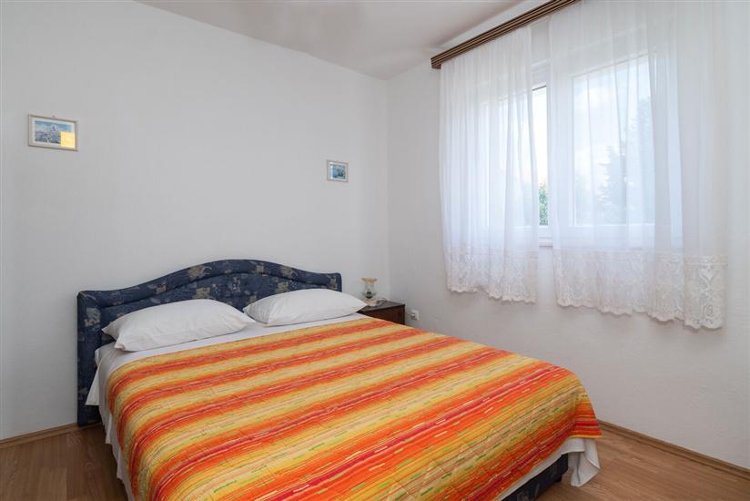 Apartment A1, for 8 persons