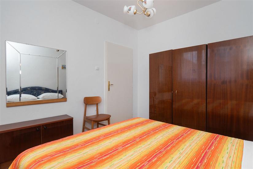 Apartment A1, for 8 persons