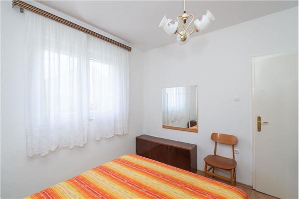 Apartment A1, for 8 persons