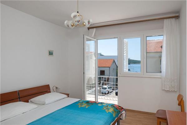 Apartment A1, for 8 persons