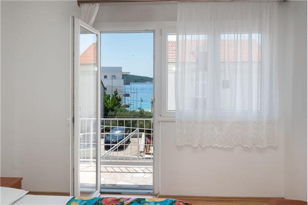 Apartment A1, for 8 persons