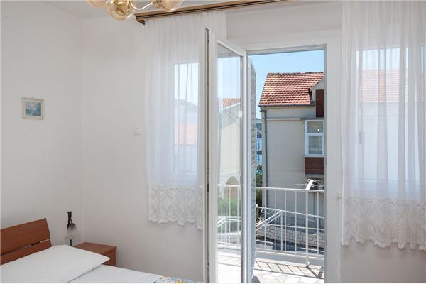 Apartment A1, for 8 persons