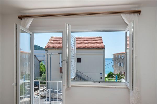 Apartment A1, for 8 persons