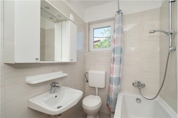 Apartment A1, for 8 persons