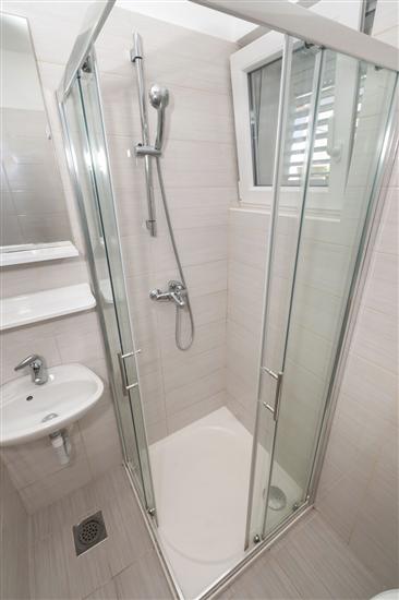 Apartment A1, for 8 persons