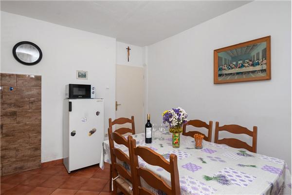 Apartment A1, for 8 persons