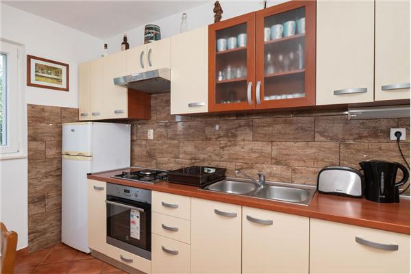 Apartment A1, for 8 persons