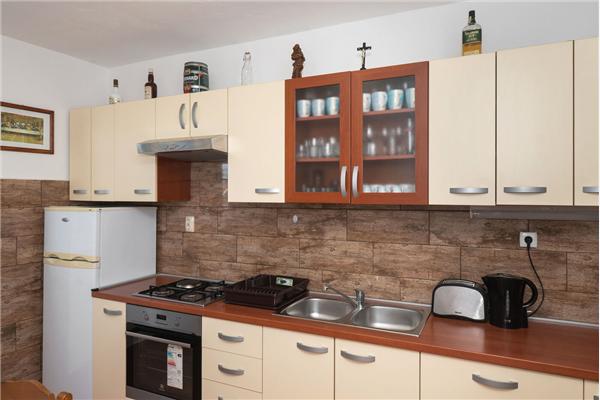 Apartment A1, for 8 persons