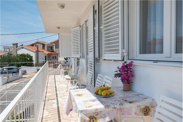 Apartment A1, for 8 persons