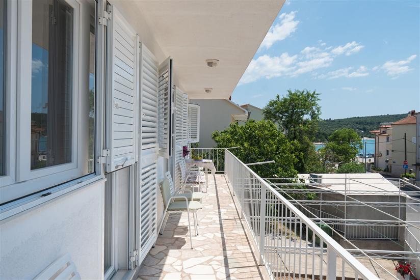 Apartment A1, for 8 persons