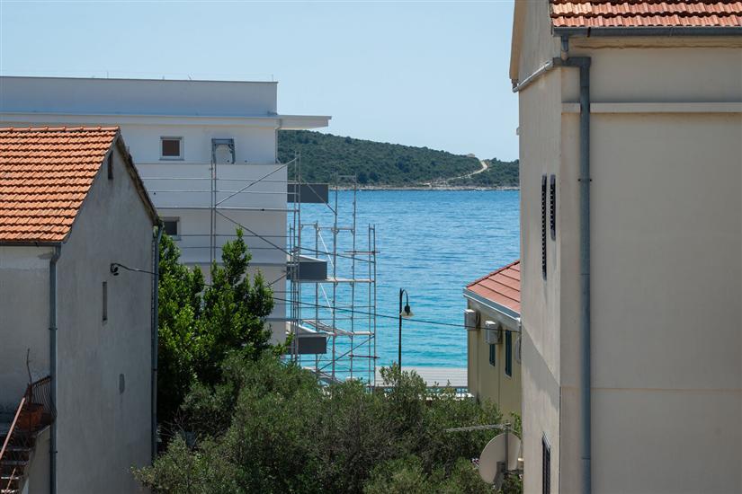 Apartment A1, for 8 persons