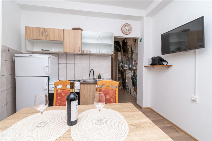 Apartment A4, for 3 persons