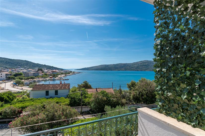 Apartment A4, for 3 persons