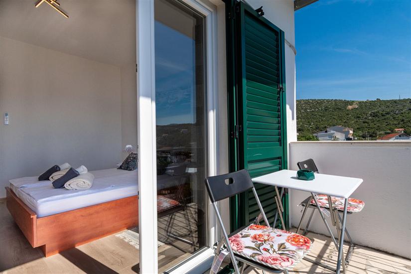Apartment A4, for 3 persons