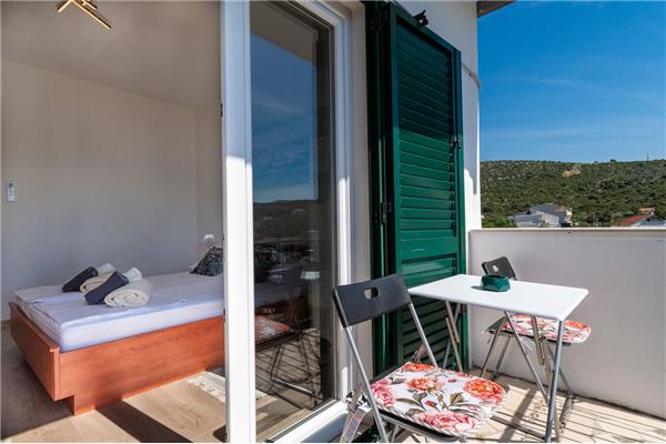 Apartment A4, for 3 persons