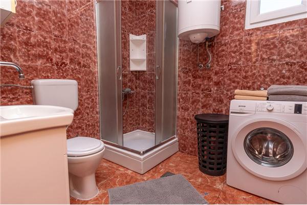 Apartment A4, for 3 persons