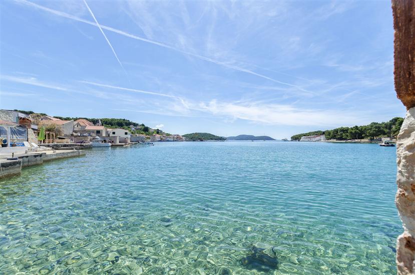Apartmaj Mirni by the sea
