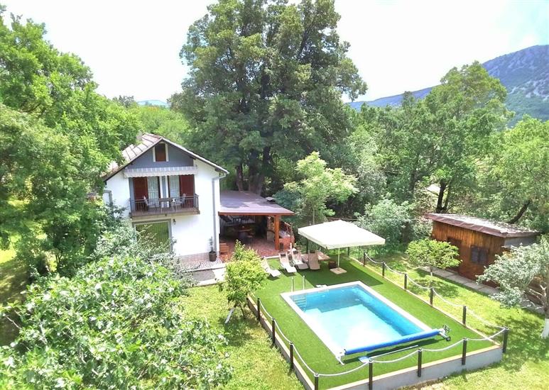 Casa Green valley