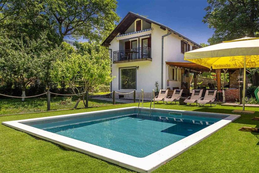 Casa Green valley