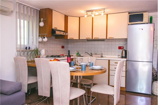 Apartman A1, na 4 osebe