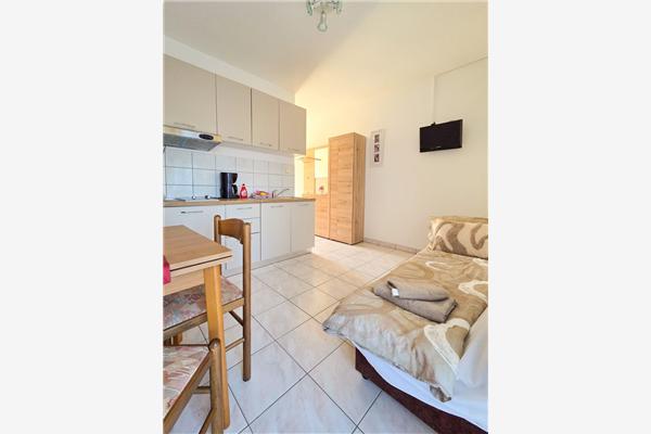 Apartment A4, for 3 persons
