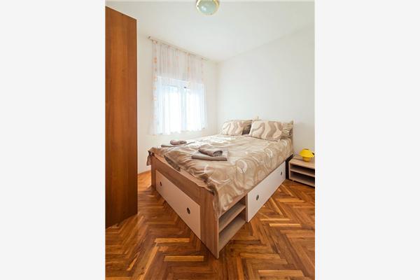 Apartment A4, for 3 persons