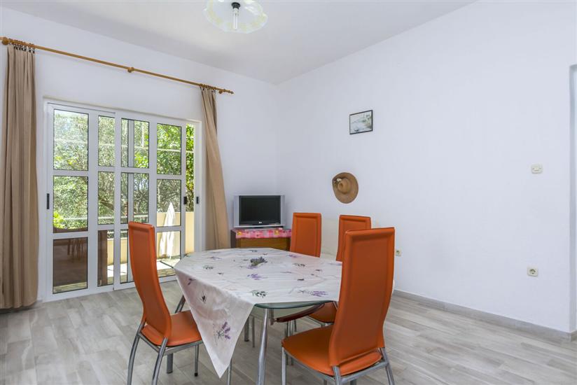 Apartment A1, for 4 persons