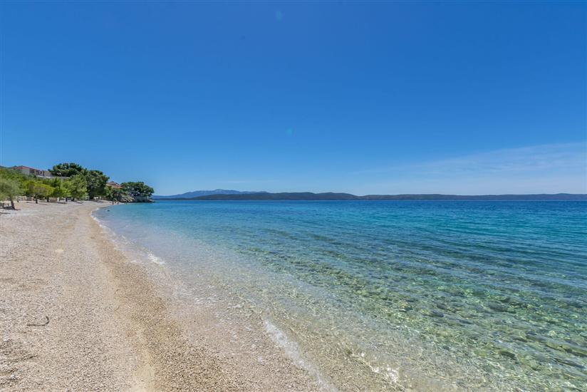 Apartments Zeljana on the beach