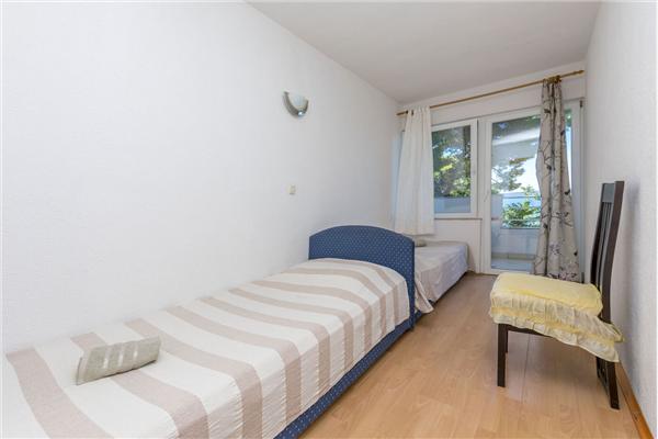 Apartment A4, for 4 persons
