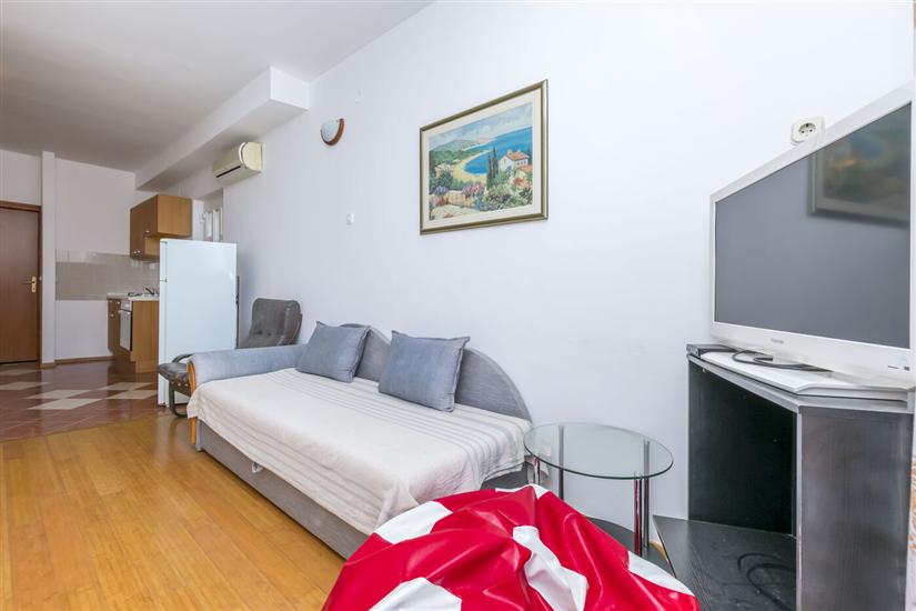Apartment A6, for 4 persons