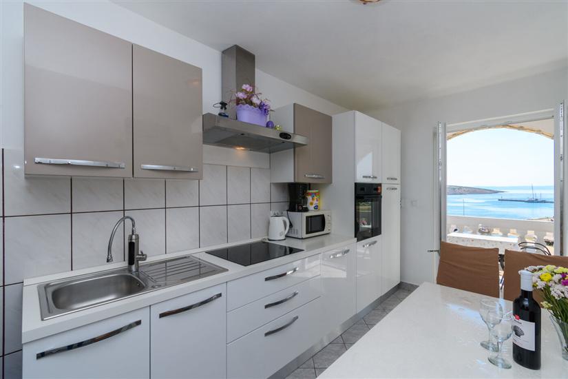 Apartment A3, for 5 persons