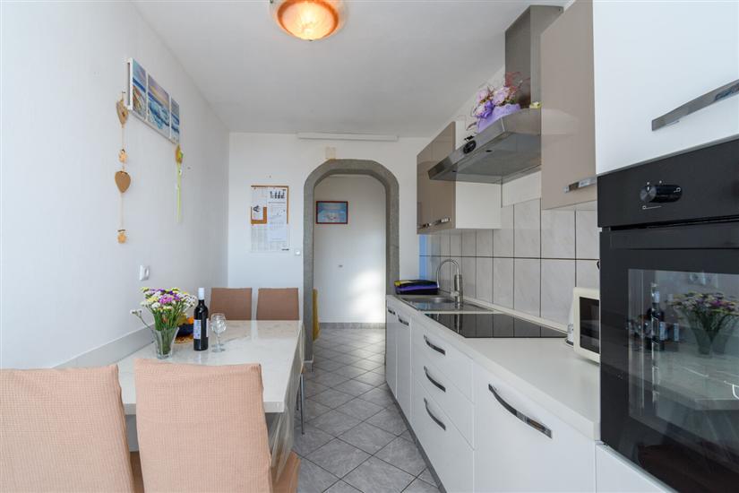 Apartment A3, for 5 persons