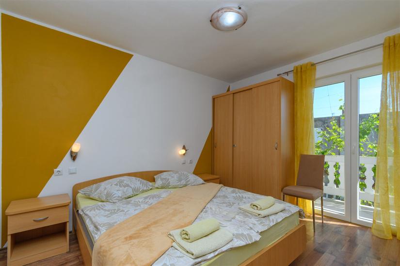 Apartment A3, for 5 persons
