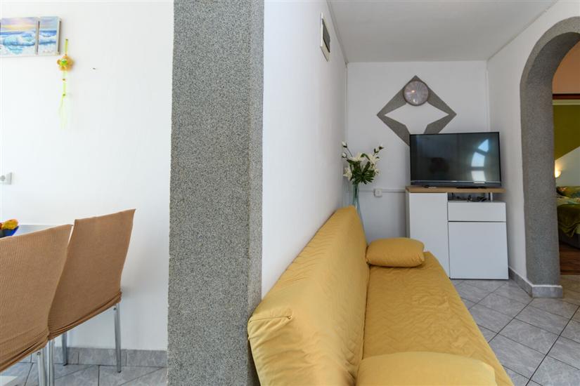 Apartment A3, for 5 persons