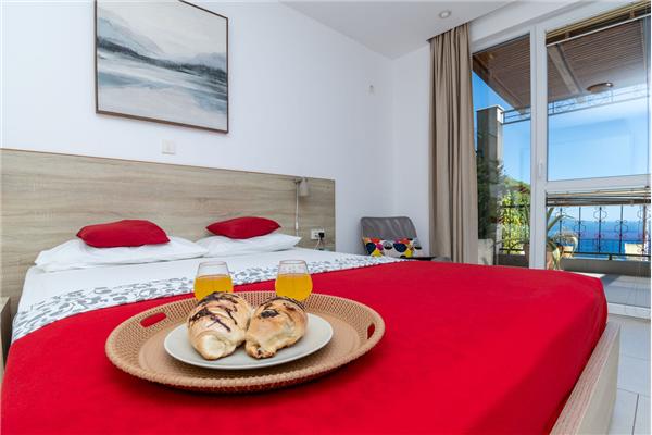 Apartment A5, for 5 persons
