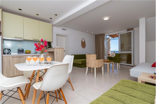 Apartment A5, for 5 persons