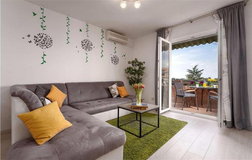 Apartment A1, for 5 persons