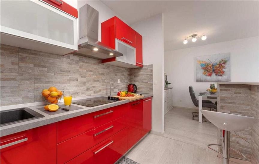 Apartment A1, for 5 persons