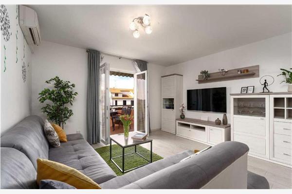 Apartment A1, for 5 persons