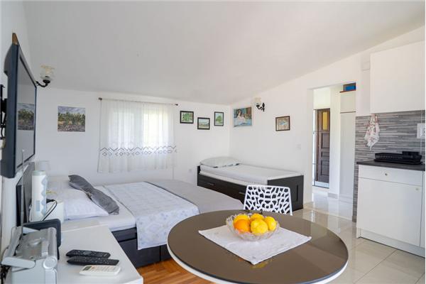 Apartment A2, for 3 persons