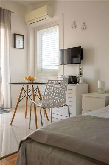 Apartment A2, for 3 persons
