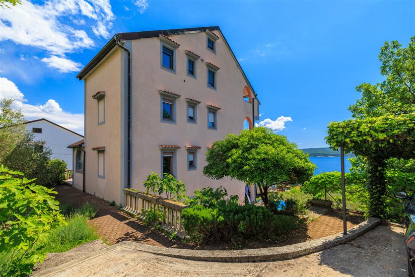 Apartmány Djusi