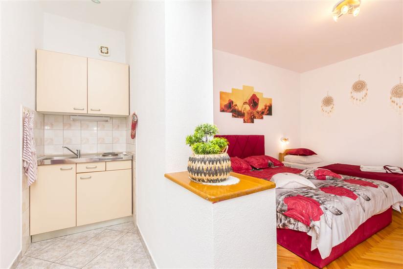 Apartment A1, for 3 persons