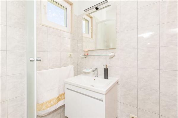 Apartment A1, for 3 persons