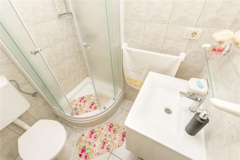 Apartment A1, for 3 persons