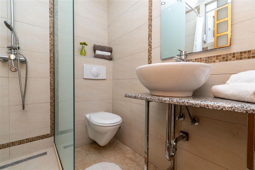Apartment A1, for 4 persons