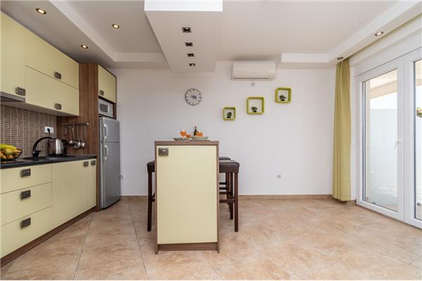 Apartment A2, for 4 persons