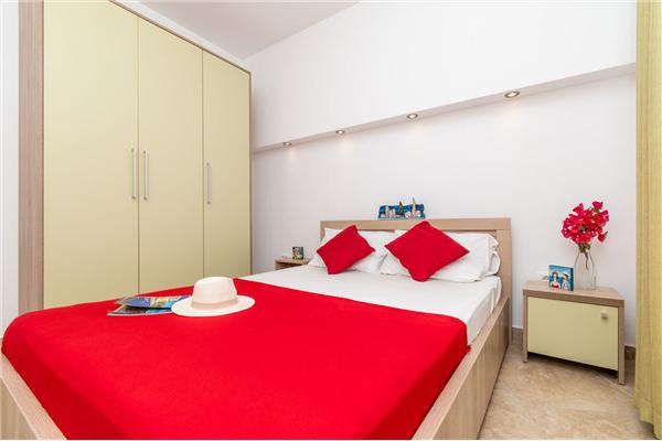Apartment A3, for 5 persons