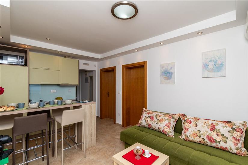 Apartment A3, for 5 persons
